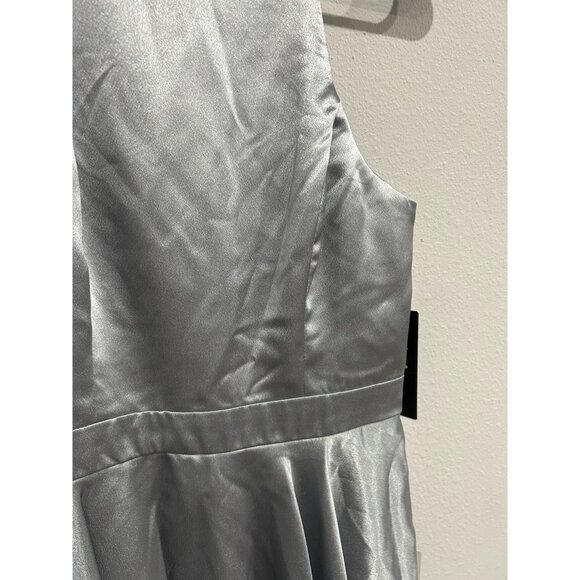Lulus NWT Silver Satin Halter Tiny Dancer Short Skater Dress Sz Small - Picture 4 of 8